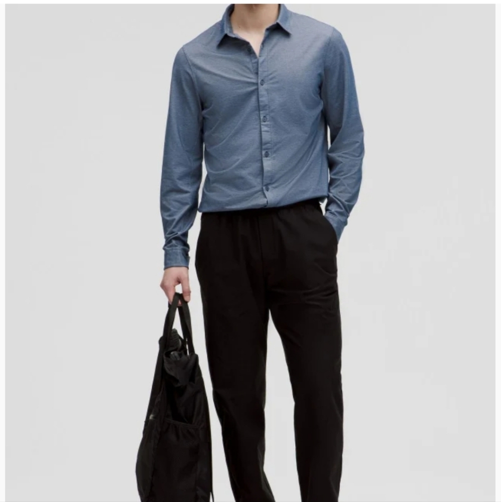 Lululemon Men’s Long Sleeve Button Up Shirt Blue Large L Stretch Size M